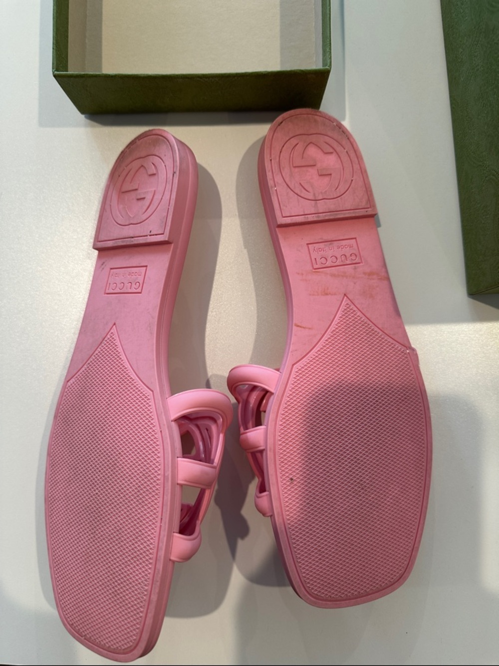 Gucci Pink Interlocking G Slide Sandals - Picture 2 of 3